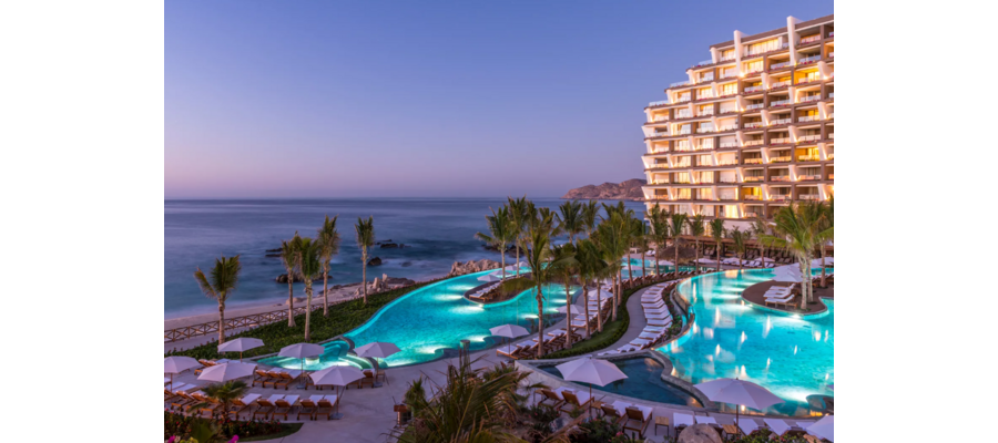 All-inclusive resorts go ... small?