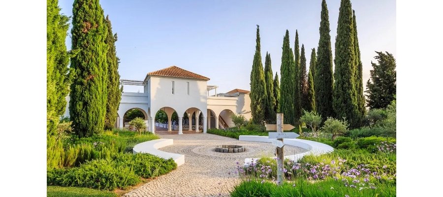 What It’s Like to Stay in the Dreamiest New Suites in Portugal’s Algarve Region