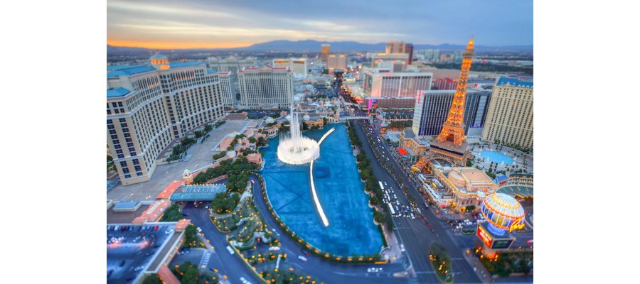 Las Vegas Hotels Offering Teslas, BMWs and $100,000 as Incentives for Employees during F1 GP Week