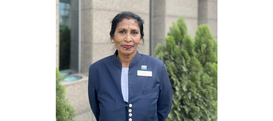 This lady security officer rocks!