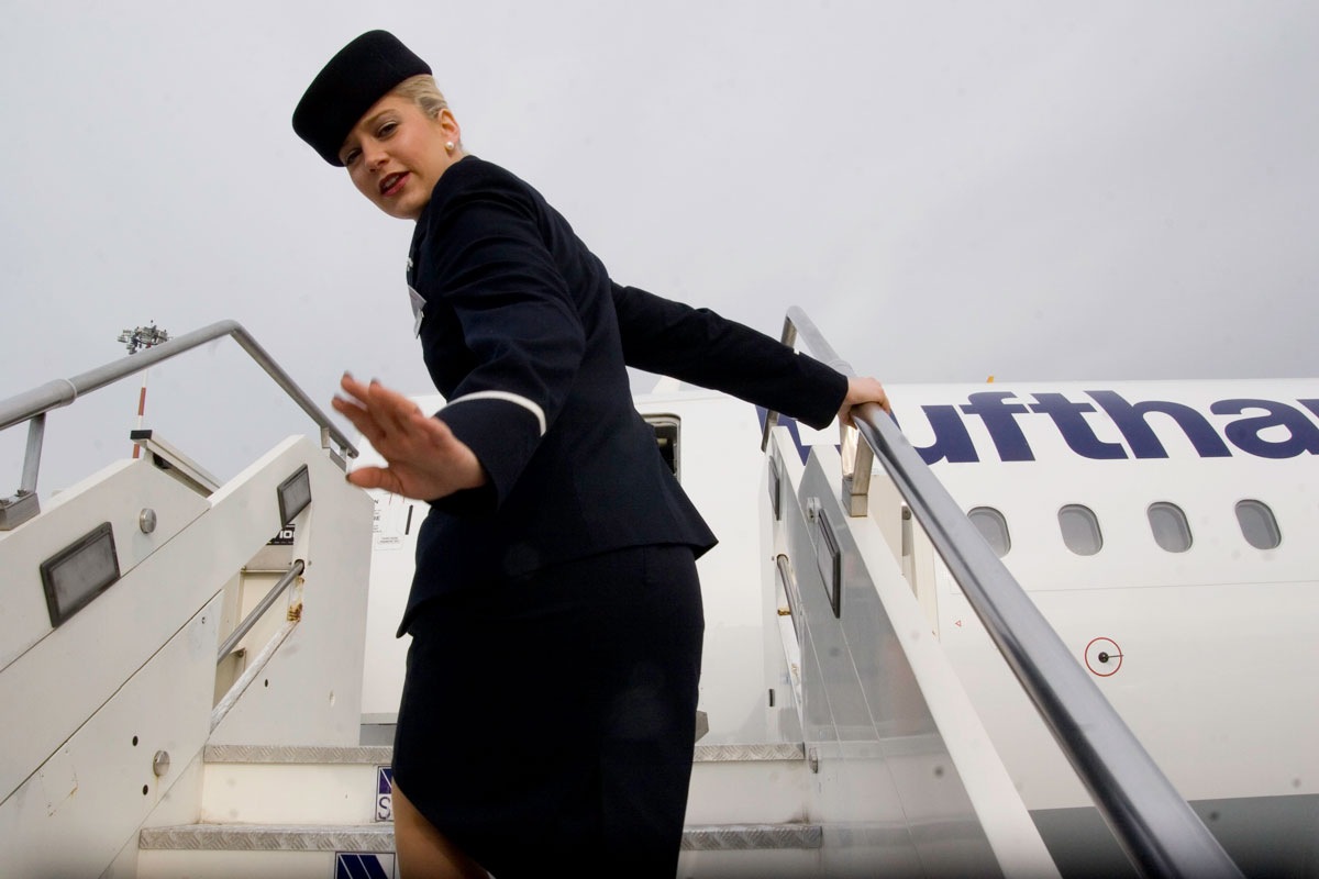LUFTHANSA MAKES CONTROVERSIAL INFLIGHT ANNOUNCEMENT CHANGE
