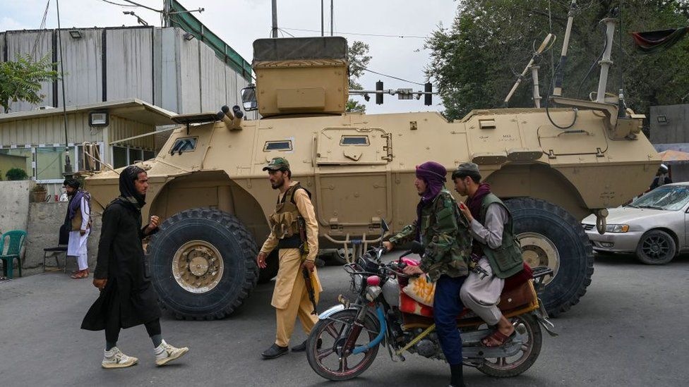 Afghanistan: 'All female staff have left my Kabul hotel'