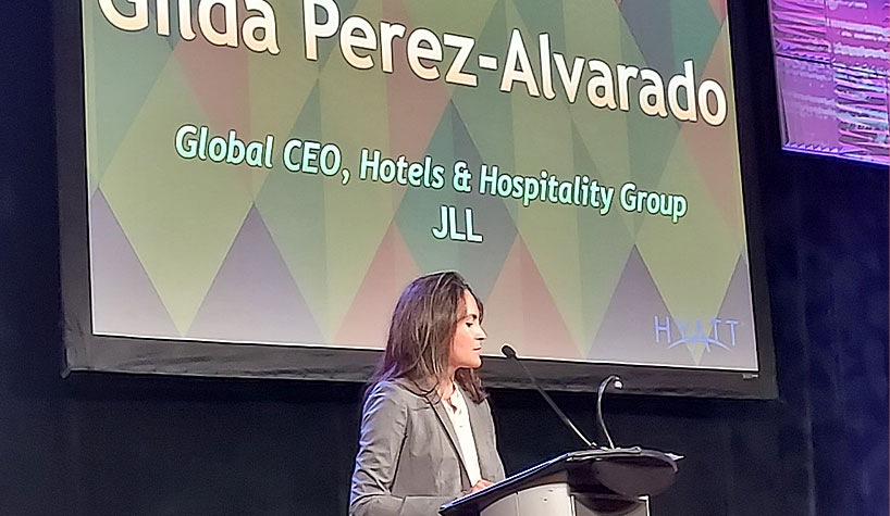 Gilda Perez-Alvarado receives 2021 Castell Award