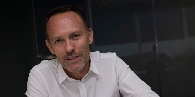 IN THE BIG CHAIR - NICOLAS HUSS OF HOTELBEDS