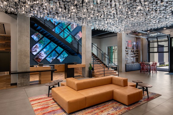 PROS, CONS OF DIGITAL ART INSTALLATIONS