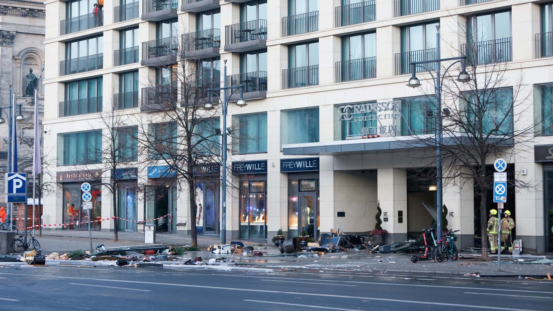 Giant aquarium housing 1,500 fish bursts in Berlin, injuring 2 people