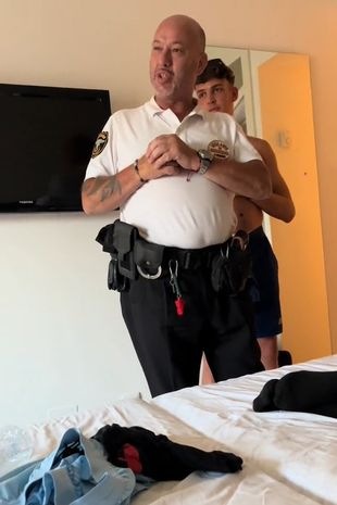 'Hero' Magaluf hotel security guard tells off partying Brits in hilarious way
