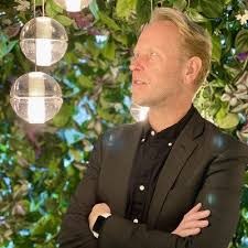 Christopher Parr of Pursuitist Named Best Luxury Influencer and Blogger in the World by The Luxury Lifestyle Awards