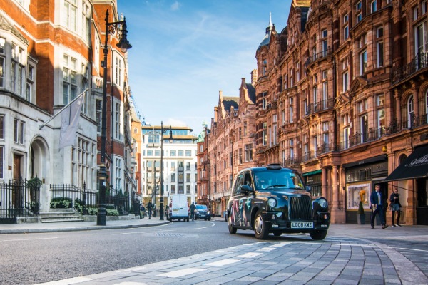 HOTELS IN THE U.K ARE REBOUNDING TO PRE-PANDEMIC LEVELS