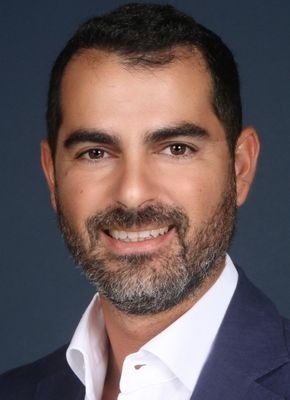 Markos Chaidemenos has been appointed 2023 Hotelier of the Year at Virtuoso