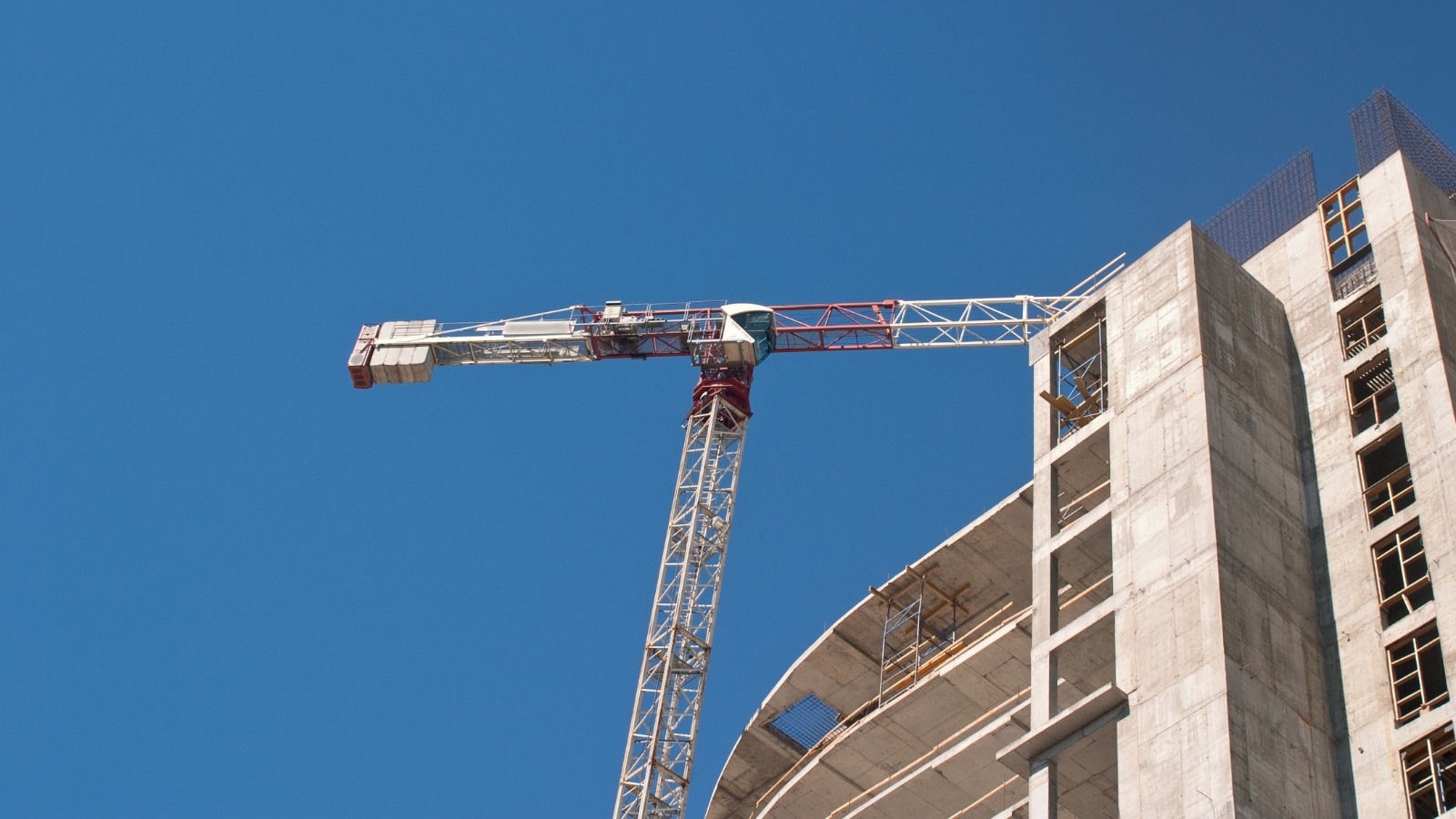 Three chain scales hit record-high project counts in the global pipeline at Q2