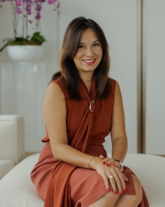 Sandra Oliva Joins Four Seasons Hotel Philadelphia at Comcast Center as Hotel Manager