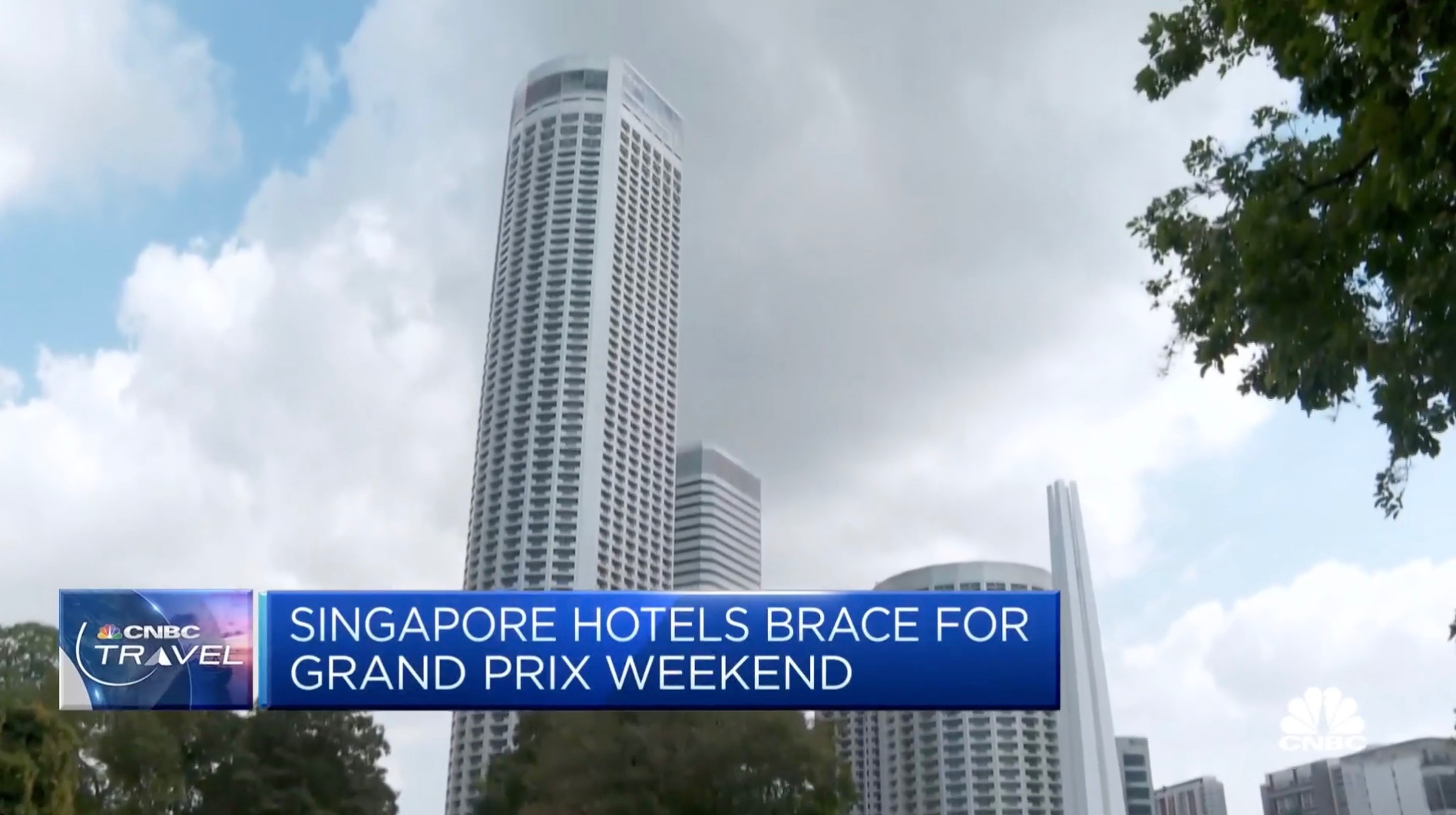 Watch a hotel room transform into a $62,000 suite for the Singapore Grand Prix