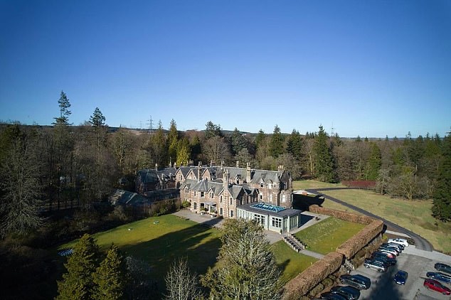 Sir Andy Murray lodges plans to build 'wellness cottage' offering spa treatments to guests of his £2million five-star hotel