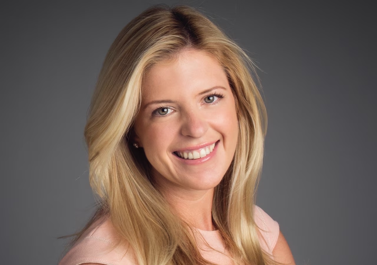 Opinion - Dear Annie: Micromanaging owner causing restaurant manager stress-related health issues