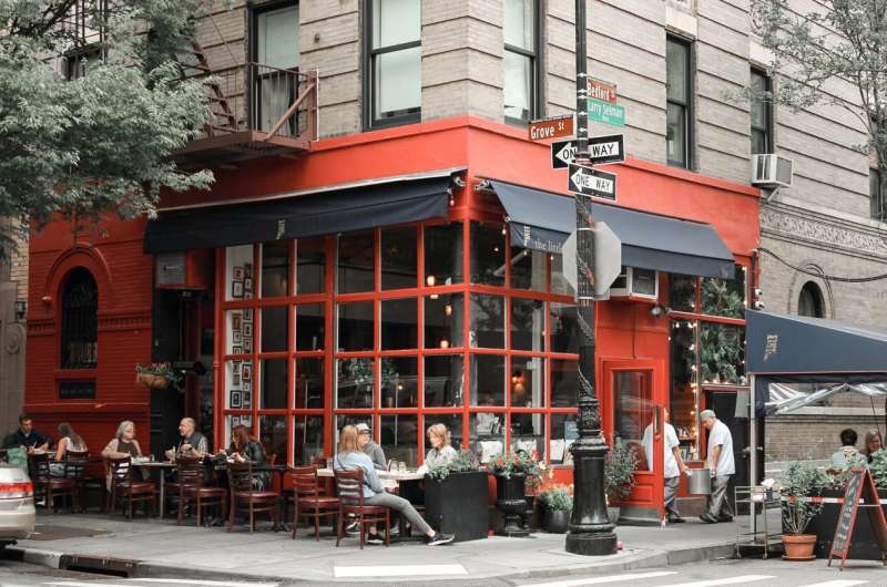 Rating platforms drive sales at tourist-area NYC eateries