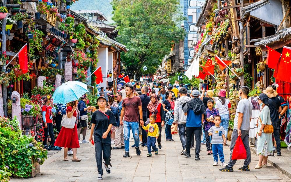 China’s Golden Week Tourists Drive Up Flights, Hotel Demand