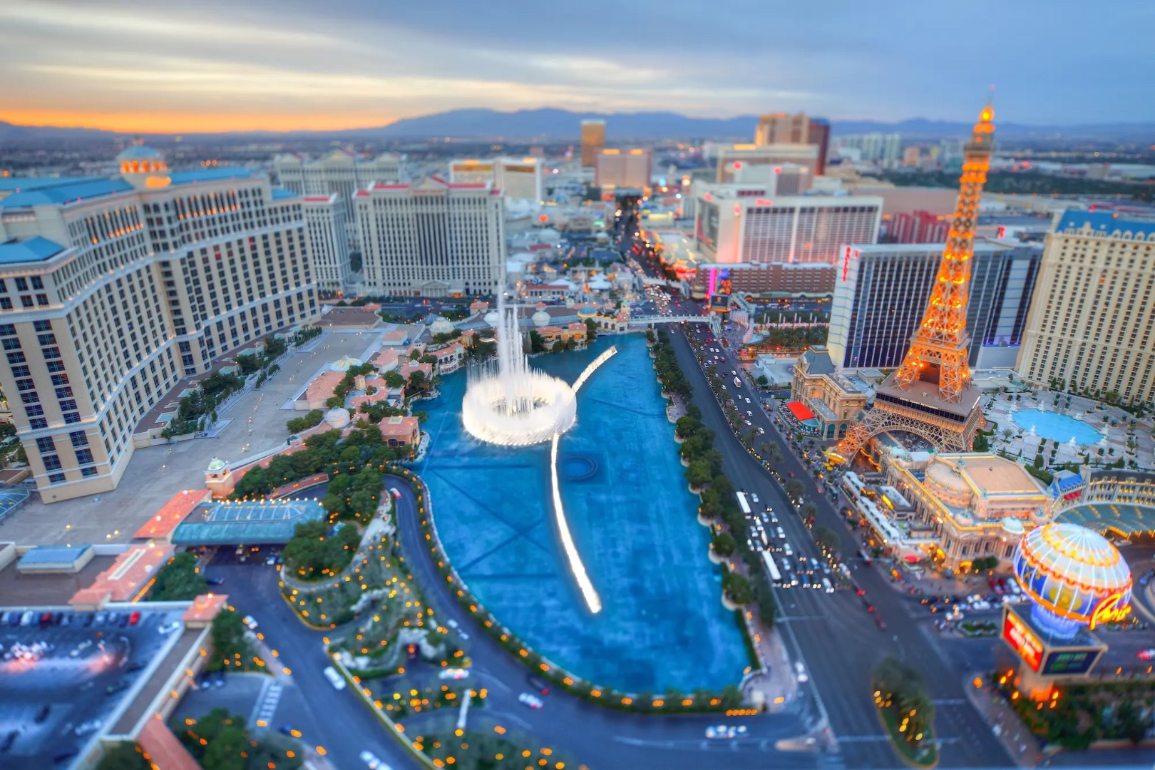 Las Vegas Hotels Offering Teslas, BMWs and $100,000 as Incentives for Employees during F1 GP Week
