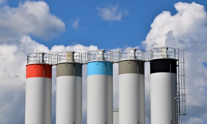 From Silos to Synergy: Getting Hotel Teams on the Same Page - By Lynn Zwibak