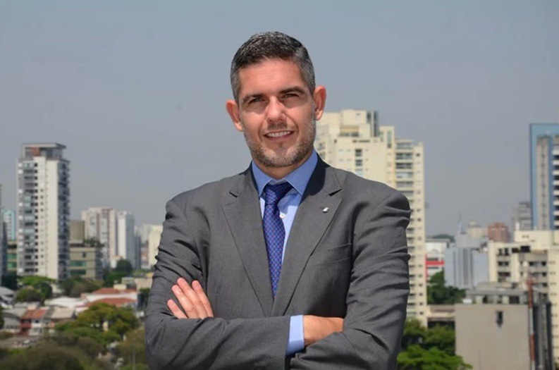 Cruise Executive Neil Palomba Launches New Consulting Company
