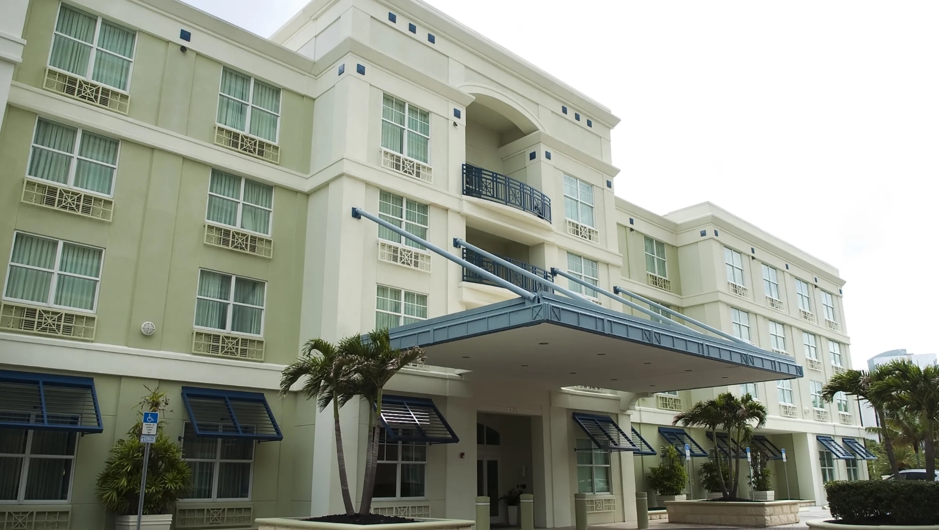 Downtown Sarasota's Hotel Indigo rebranded by IHG Hotels & Resorts