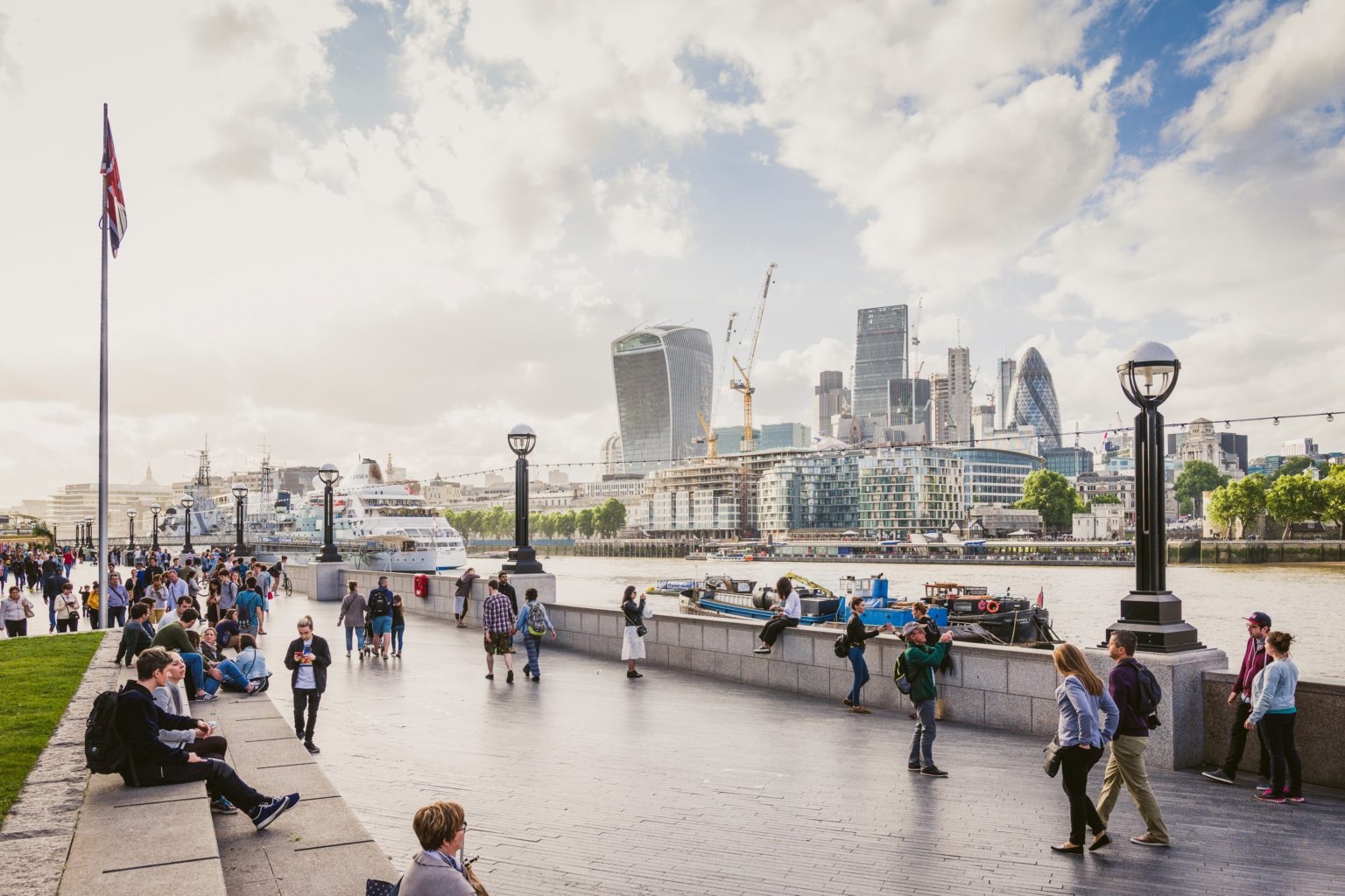 Aareal Bank Backs Starwood Capital with Financing for Premier London Hotel Portfolio