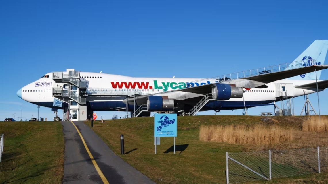 When Jumbos Become Hostels: How This 747 Became One Of Sweden’s Coolest Hotels