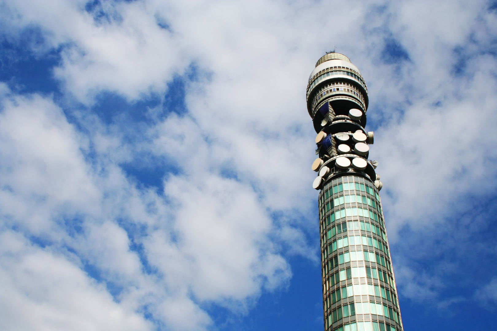 BT Tower to become luxury hotel in £275m deal