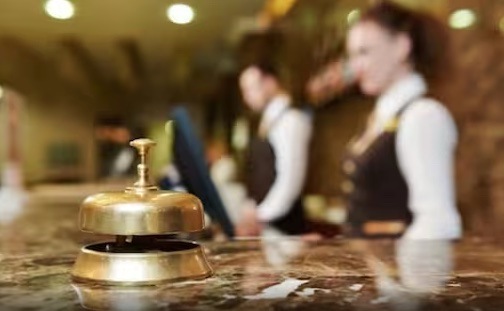 World's 'Worst Hotel' In London Has No Facilities And The Staff Insults You