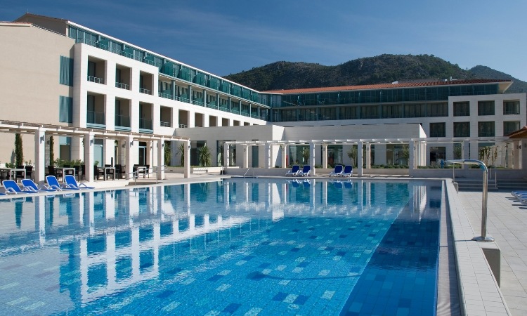 Croatian Hoteliers Plan Moderate Price Increases, Reflecting Economic Trends