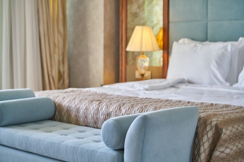 A third of people have switched hotel rooms due to ‘bad air’