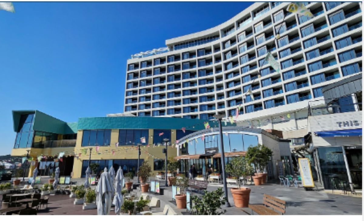 Six pitfalls for full-service hotel development. Part 1: Two pitfalls for full-service hotel development